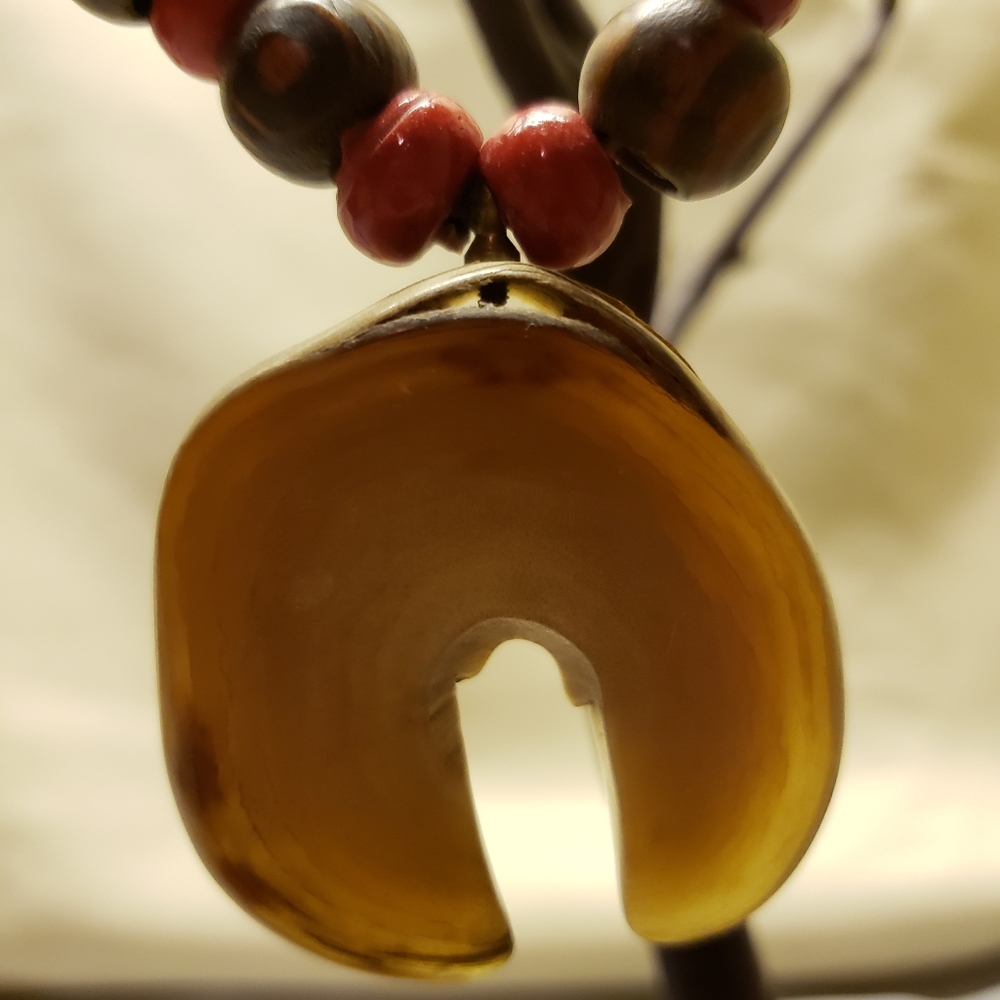 Vintage Hippy Era Deer Hoof/Wooden Bead Necklace